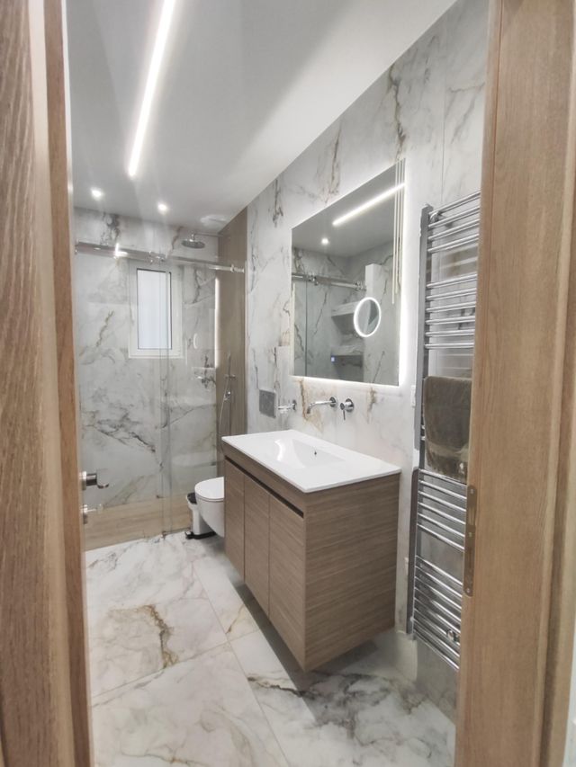 Category Item Preview Image 4