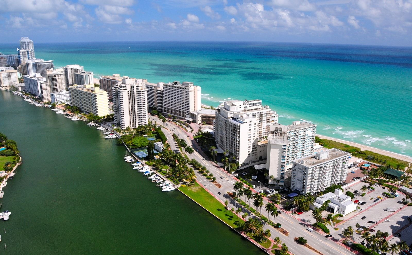 Miami Luxury Yacht Charter