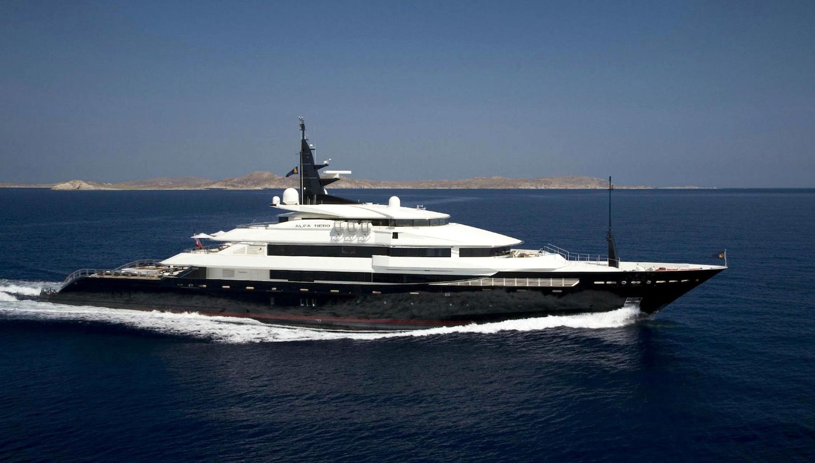 Яхта Oceanco 120m