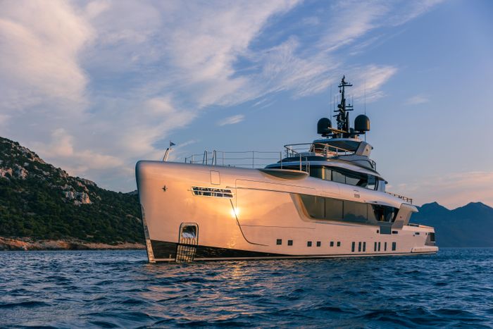 M/Y Geco wins ‘Best Motor Yacht over 40m’ at the 2021 International ...