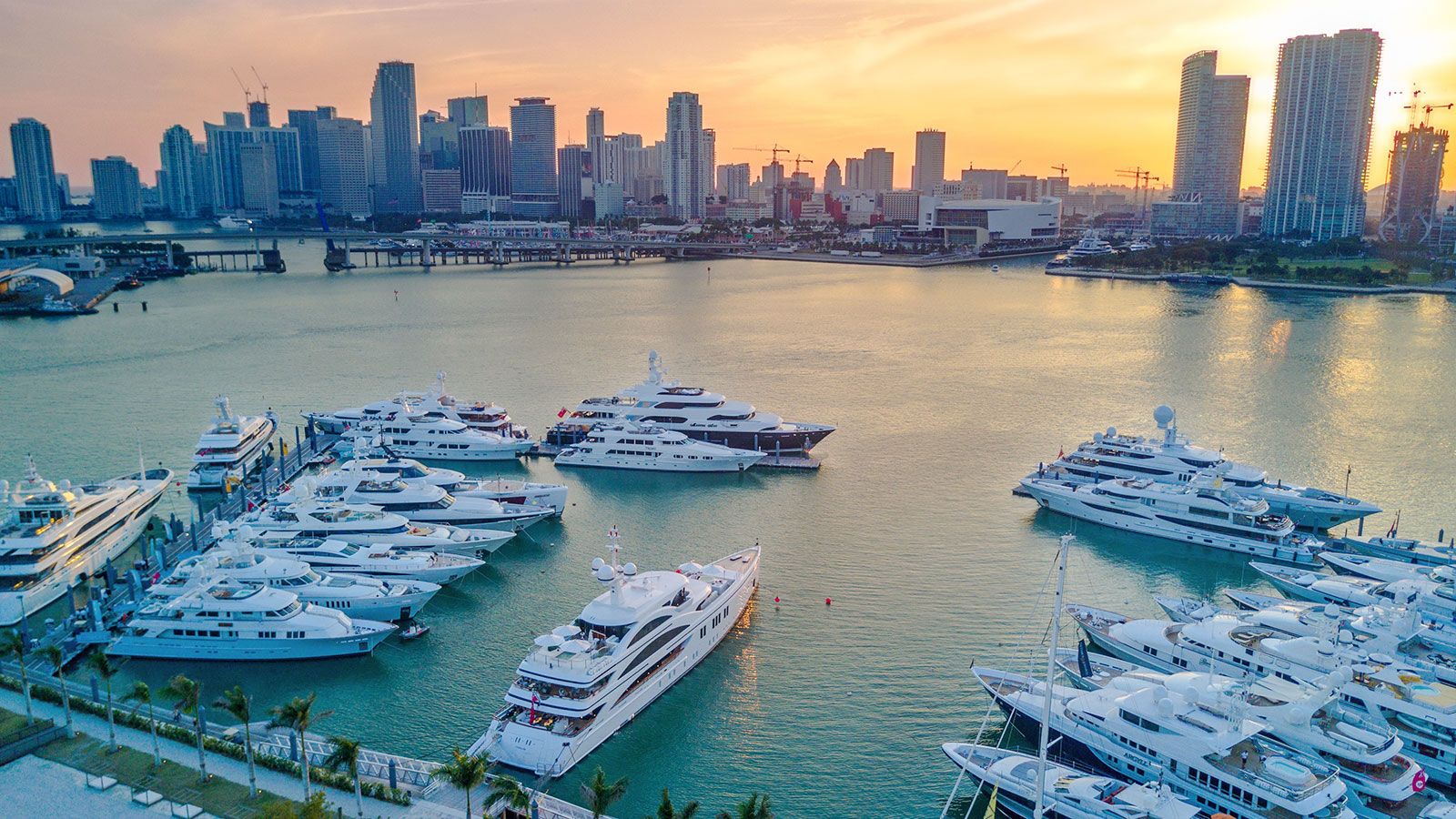 miami yacht show 2022