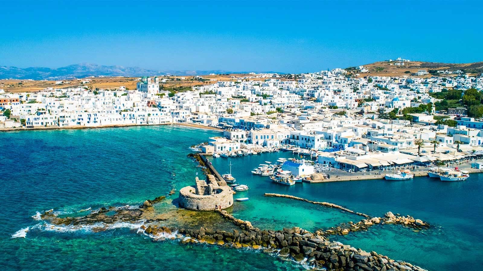Paros Luxury Yacht Charter Guide