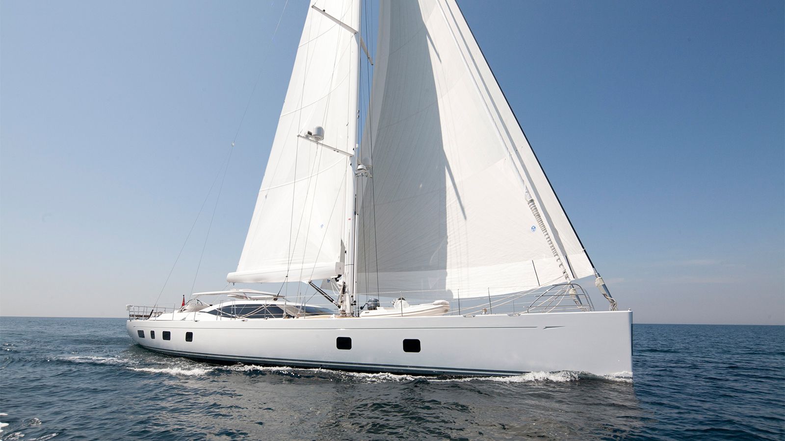 101' 1''/30.8m Oyster Yachts SERAFIM for sale with IYC
