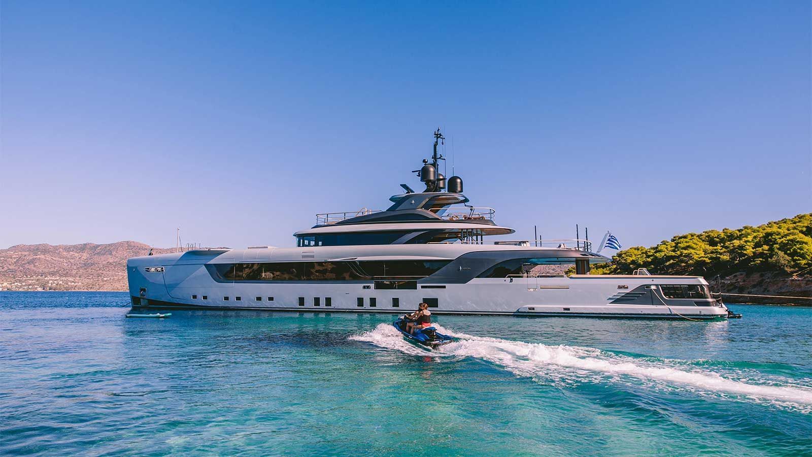 Luxury Yachts for Charter | Megayachts for Charter